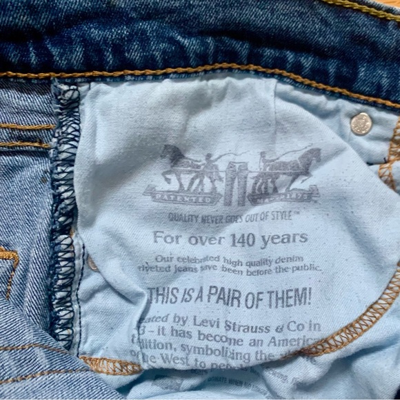 Levi’s 502 blue denim jeans - Picture 5 of 9